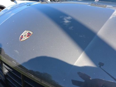 Used 2017 Porsche Macan AWD/4WD image 2