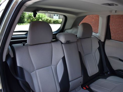 Used 2020 Subaru Forester Premium w/ Popular Package #1 AWD/4WD image 16