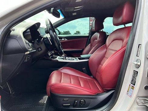 Used 2021 Kia Stinger GT2 RWD image 15