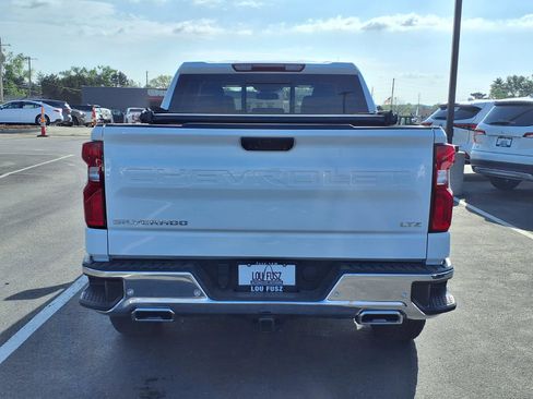 Used 2024 Chevrolet Silverado 1500 LTZ w/ LTZ Premium Package image 29