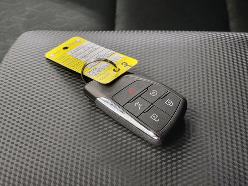 Certified 2025 Chevrolet Equinox RS image 26