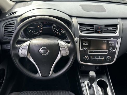 Used 2017 Nissan Altima 2.5 S w/ Power Driver Seat Package image 10