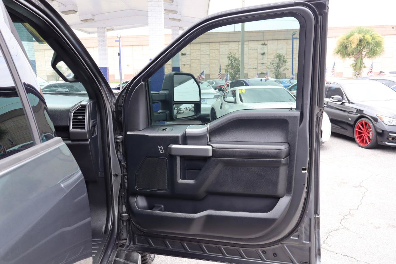 Used 2017 Ford F150 XLT w/ Equipment Group 302A Luxury AWD/4WD image 17