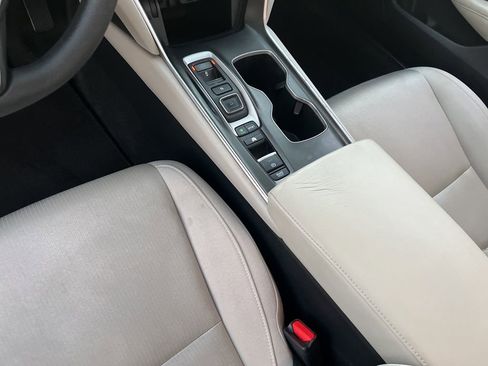 Used 2018 Honda Accord Hybrid image 20