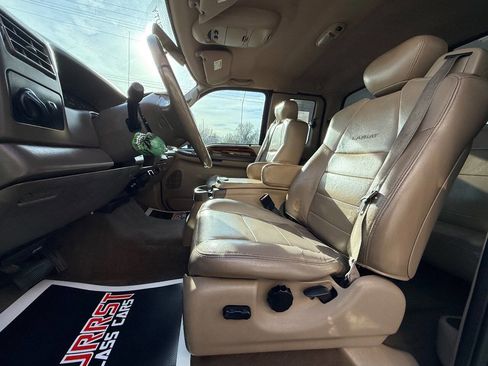 Used 2003 Ford F250 Lariat image 19