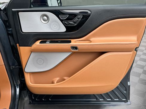 Used 2023 Lincoln Aviator Black Label Grand Touring w/ Class IV Trailer Tow Package image 37