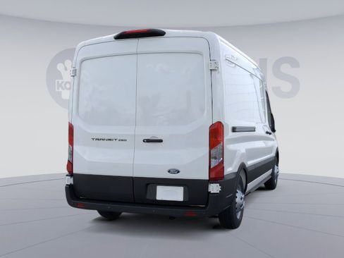 New 2026 Ford Transit 250 148 Medium Roof w/ Load Area Protection Package image 11