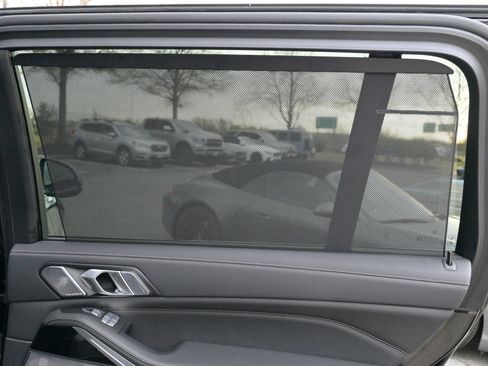 Used 2025 BMW ALPINA XB7 ALPINA XB7 image 56