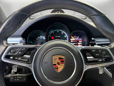 Used 2018 Porsche Macan Turbo w/ Premium Package Plus AWD/4WD image 23