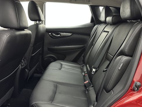 Used 2021 Nissan Rogue Sport SL w/ Premium Package image 35