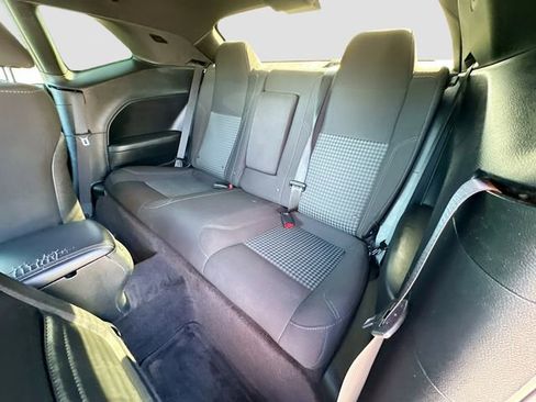 Used 2017 Dodge Challenger SXT w/ Driver Convenience Group RWD image 21