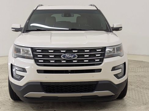 Used 2017 Ford Explorer Limited w/ Equipment Group 301A image 6
