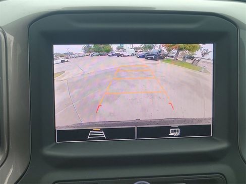 Used 2024 Chevrolet Silverado 1500 Custom image 17