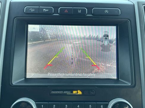 Used 2021 Ford Expedition Max XLT image 28