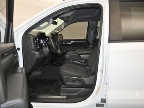 Used 2024 Chevrolet Silverado 1500 LT AWD/4WD image 21