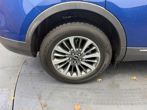 Used 2021 Lincoln Nautilus AWD w/ Equipment Group 101A image 35