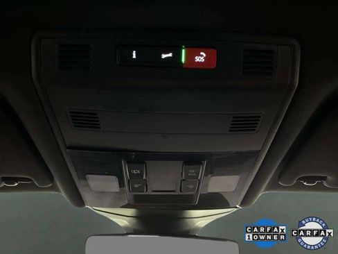 Used 2025 Volkswagen Jetta Sport image 58