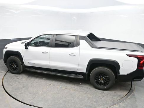 Used 2024 Chevrolet Silverado EV W/T image 30