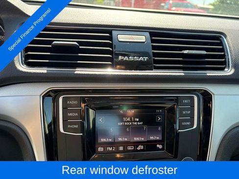 Used 2018 Volkswagen Passat 2.0T S w/ Driver Assistance Package FWD image 18