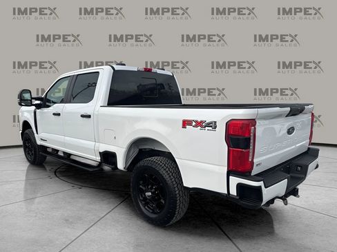 Used 2023 Ford F250 XL w/ STX Appearance Package image 3