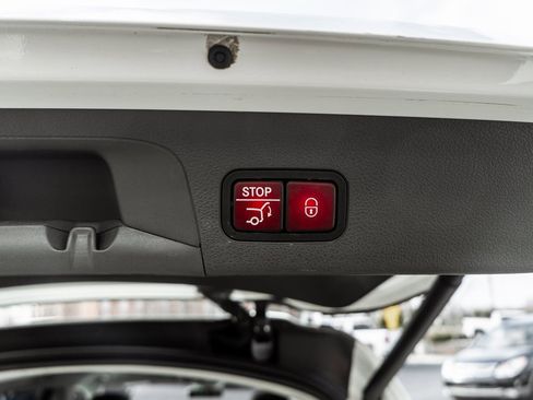 Used 2020 Mercedes-Benz GLS 450 4MATIC image 42