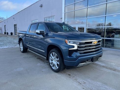 Used 2024 Chevrolet Silverado 1500 High Country image 1