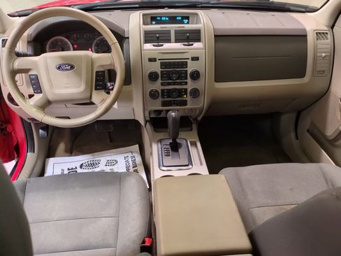 Used 2009 Ford Escape XLT image 15