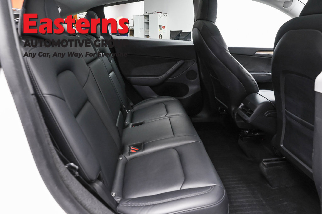 Used 2022 Tesla Model Y Long Range AWD/4WD image 18
