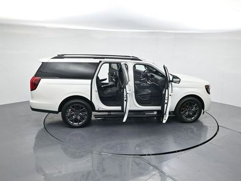 New 2025 Ford Expedition Max Platinum w/ Stealth Performance Package image 45