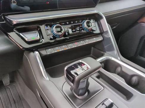 Certified 2023 GMC Sierra 1500 Denali Ultimate AWD/4WD image 24