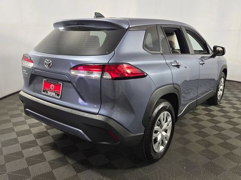 Used 2025 Toyota Corolla Cross L FWD image 8