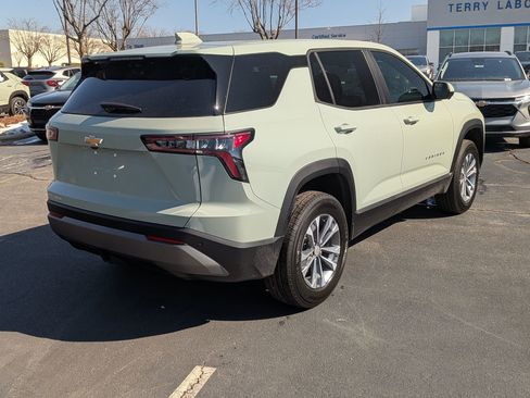 New 2026 Chevrolet Equinox LT w/ Convenience Package II FWD image 8