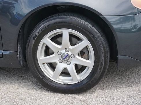 Used 2009 Volvo V70 FWD image 13