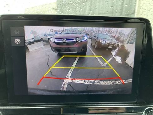 Certified 2023 Kia Forte LXS image 17