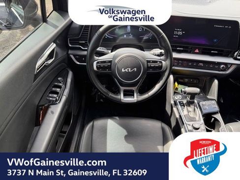 Used 2025 Kia Sportage EX FWD image 16