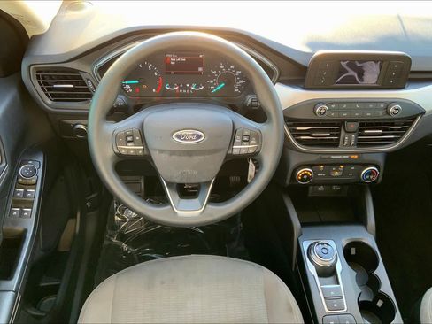 Certified 2022 Ford Escape S image 5