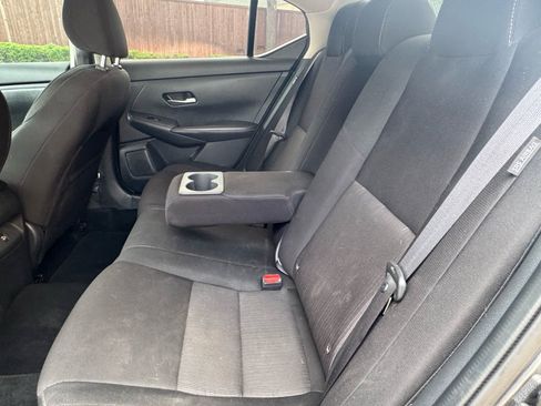 Used 2022 Nissan Sentra SV FWD image 27