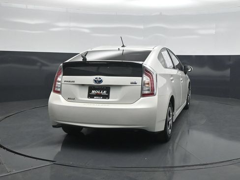 Used 2014 Toyota Prius Four FWD image 6