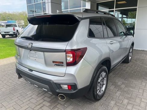 Used 2023 Honda Passport TrailSport image 4