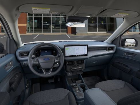 New 2025 Ford Maverick XL image 9