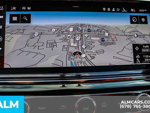 Used 2023 Bentley Bentayga image 36