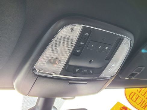 Used 2018 Jeep Grand Cherokee Limited AWD/4WD image 40