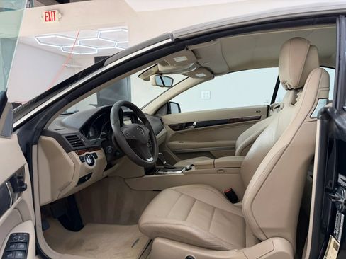 Used 2011 Mercedes-Benz E 350 Cabriolet image 15
