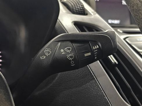 Used 2016 Ford Transit Connect XLT FWD image 12