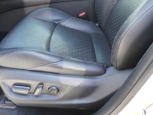 Used 2020 Toyota C-HR Limited FWD image 20