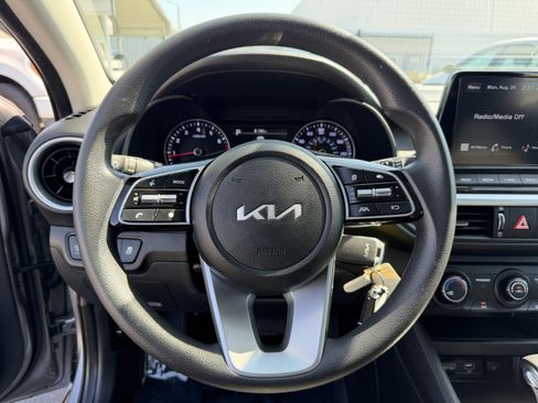 Certified 2024 Kia Forte LXS FWD image 17