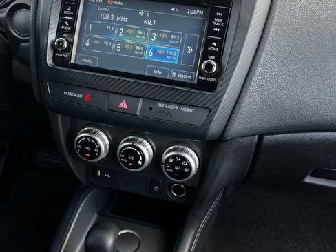 Used 2021 Mitsubishi Outlander Sport ES FWD image 22