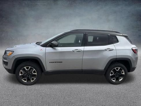 Used 2018 Jeep Compass Trailhawk AWD/4WD image 10