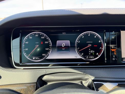 Used 2015 Mercedes-Benz S 550 Sedan image 14