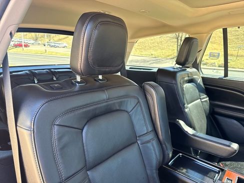 Certified 2023 Lincoln Aviator Reserve w/ Equipment Group 201A AWD/4WD image 25